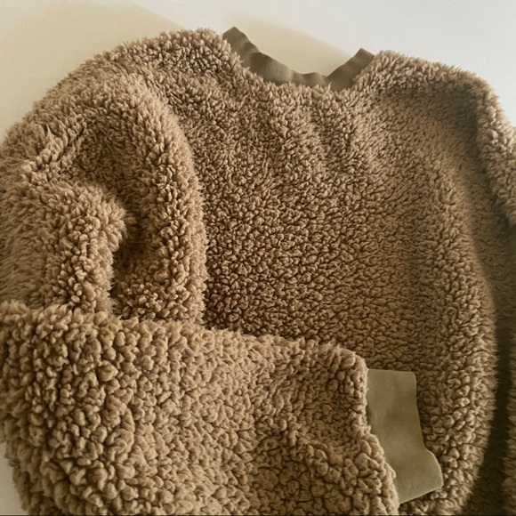 ASOS Fuzzy Sweatshirt - Picture 5 of 6